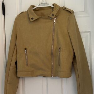 Suede like Bomber/Biker short Jacket. Size Large. NWOT